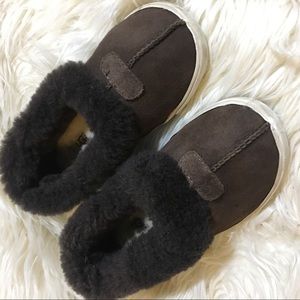 Kids ugg shoes
